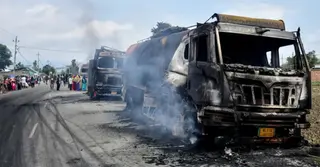 জ্বলছে মণিপুর: জাতিগত সহিংসতা নিরসনে সরকারের ভূমিকায় প্রশ্ন